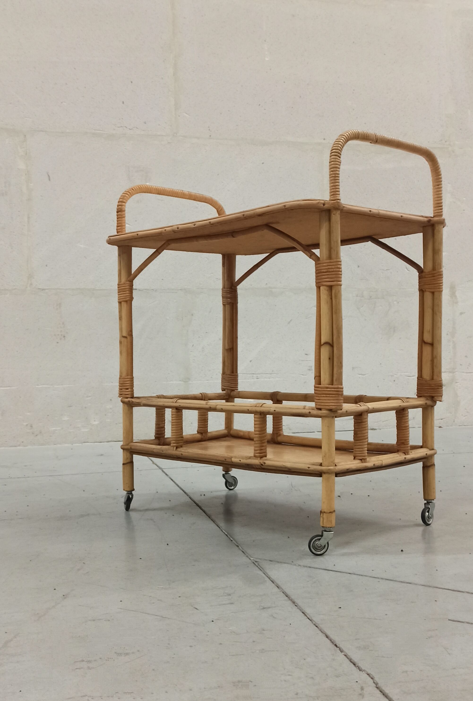 Vintage bamboo and rattan bar service