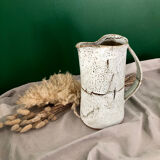 Cracked jug