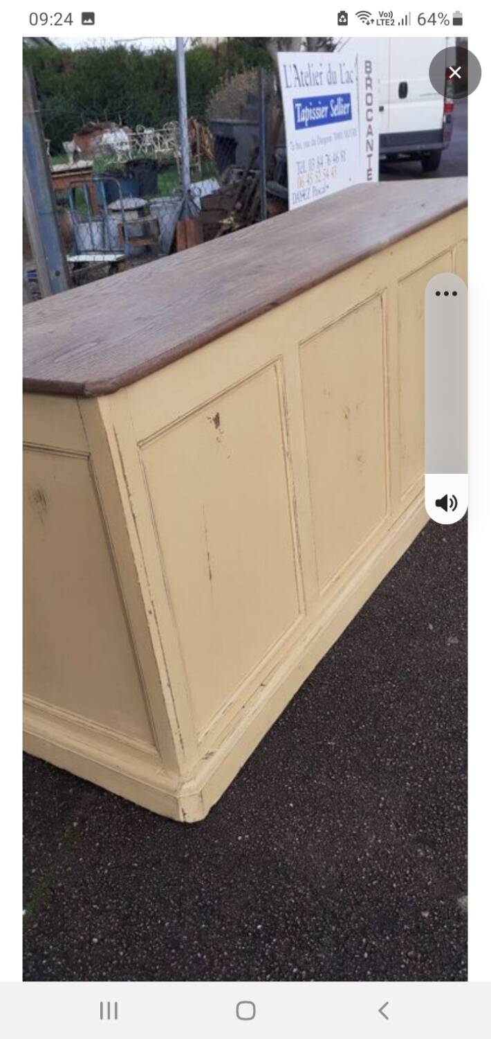 Counter trade furniture