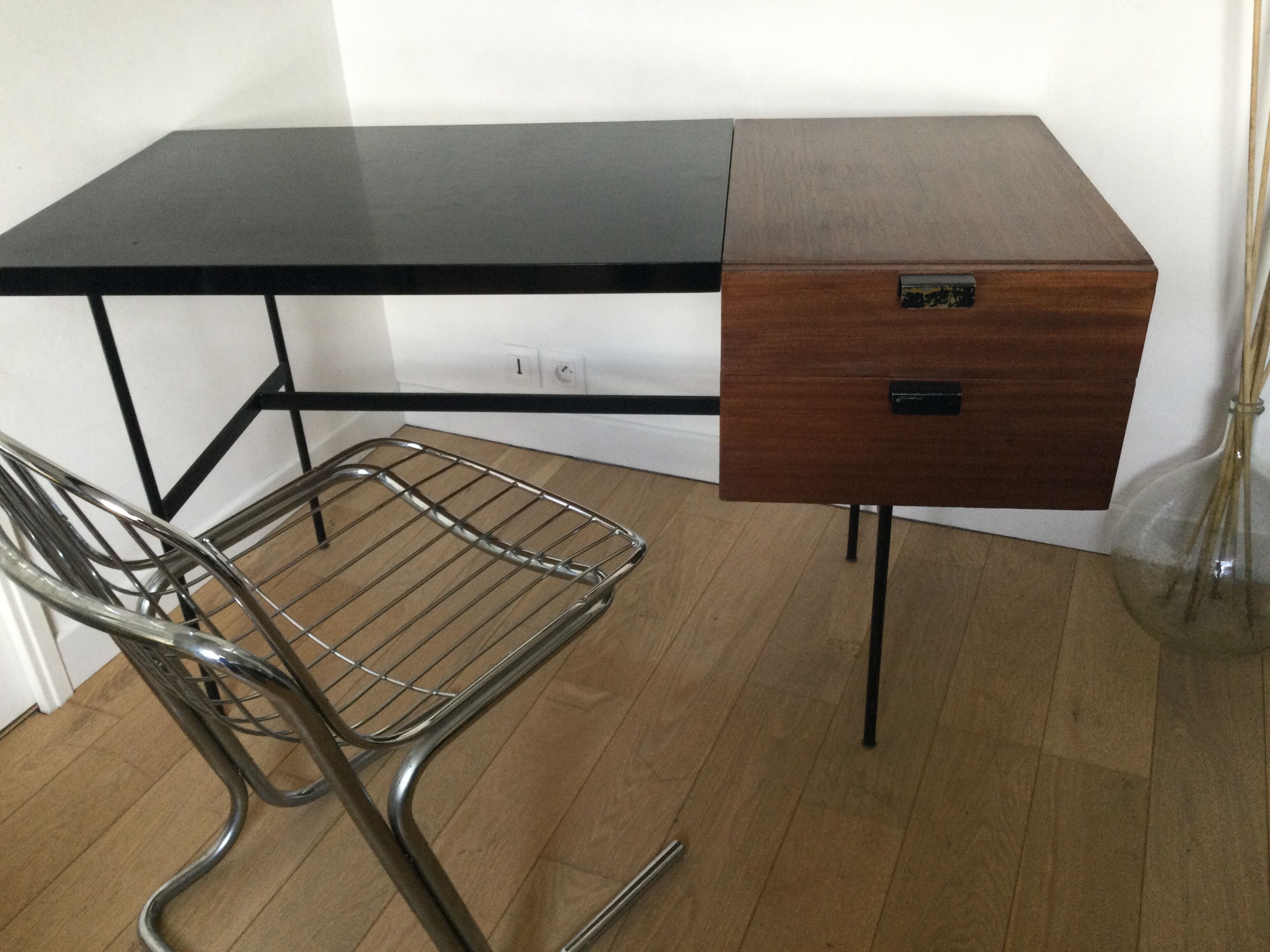 Bureau Pierre Paulin CM141