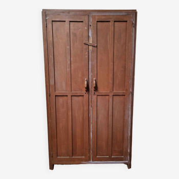 Wooden cabinet