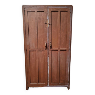 Wooden cabinet