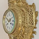 Horloge murale cartel française avec décorations florales