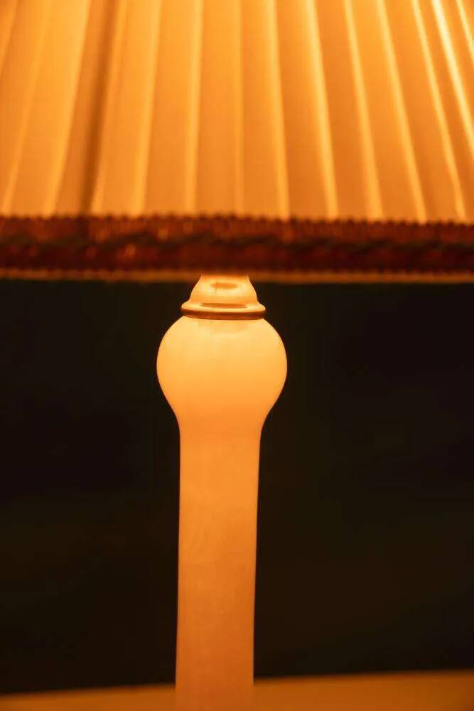 Bohemian chic natural stone table lamp, mid-century onyx table lamp.