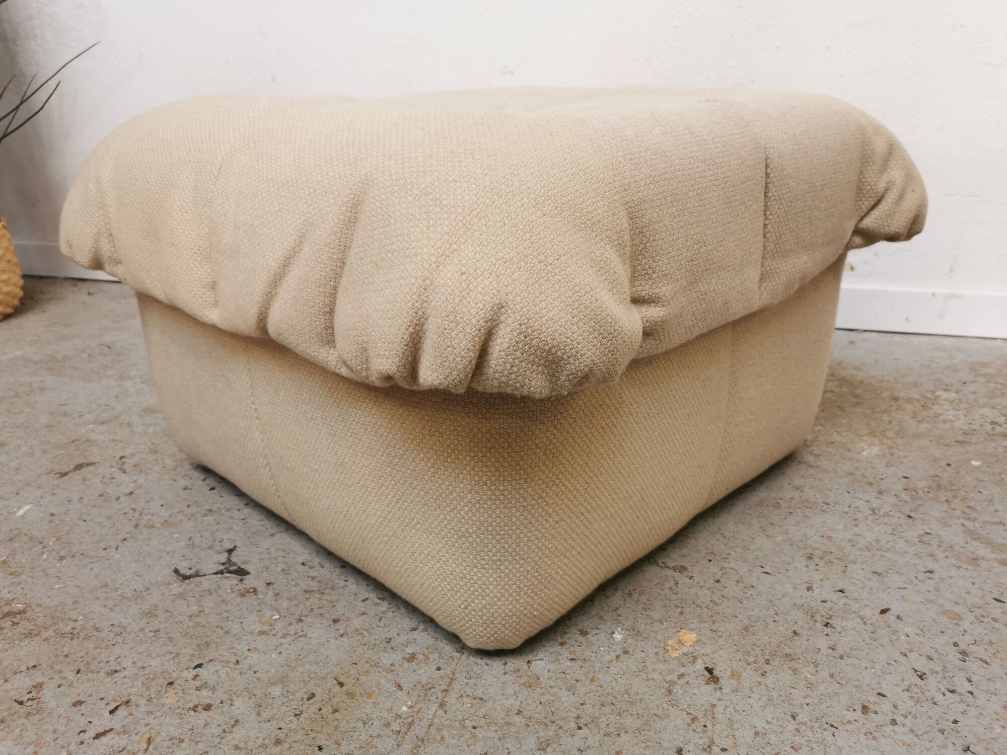 Pouf Gao by Jean Paul Laloy for Cinna vintage design 1970