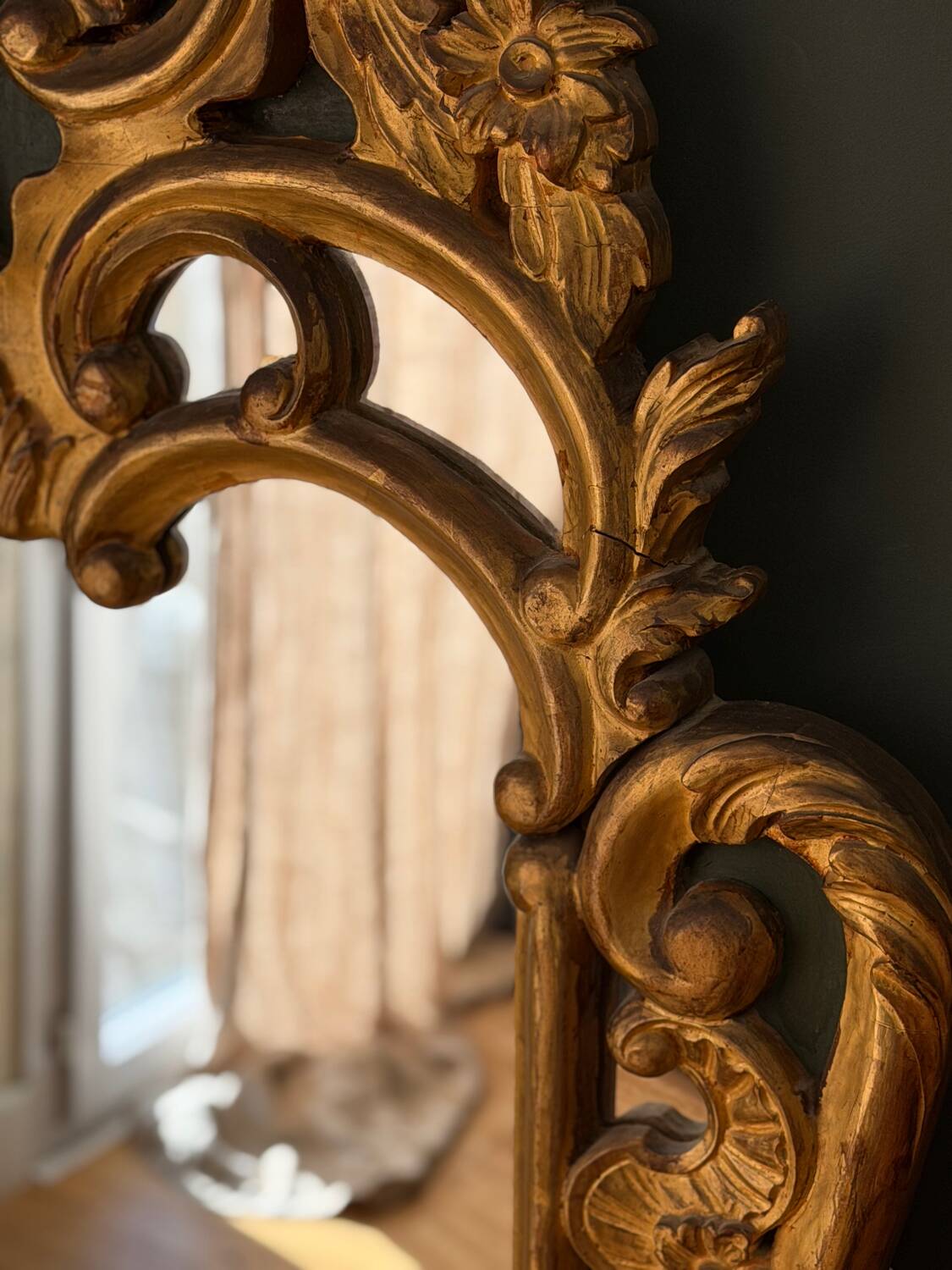 Large gilded mirror – Louis XV style – 19th century work