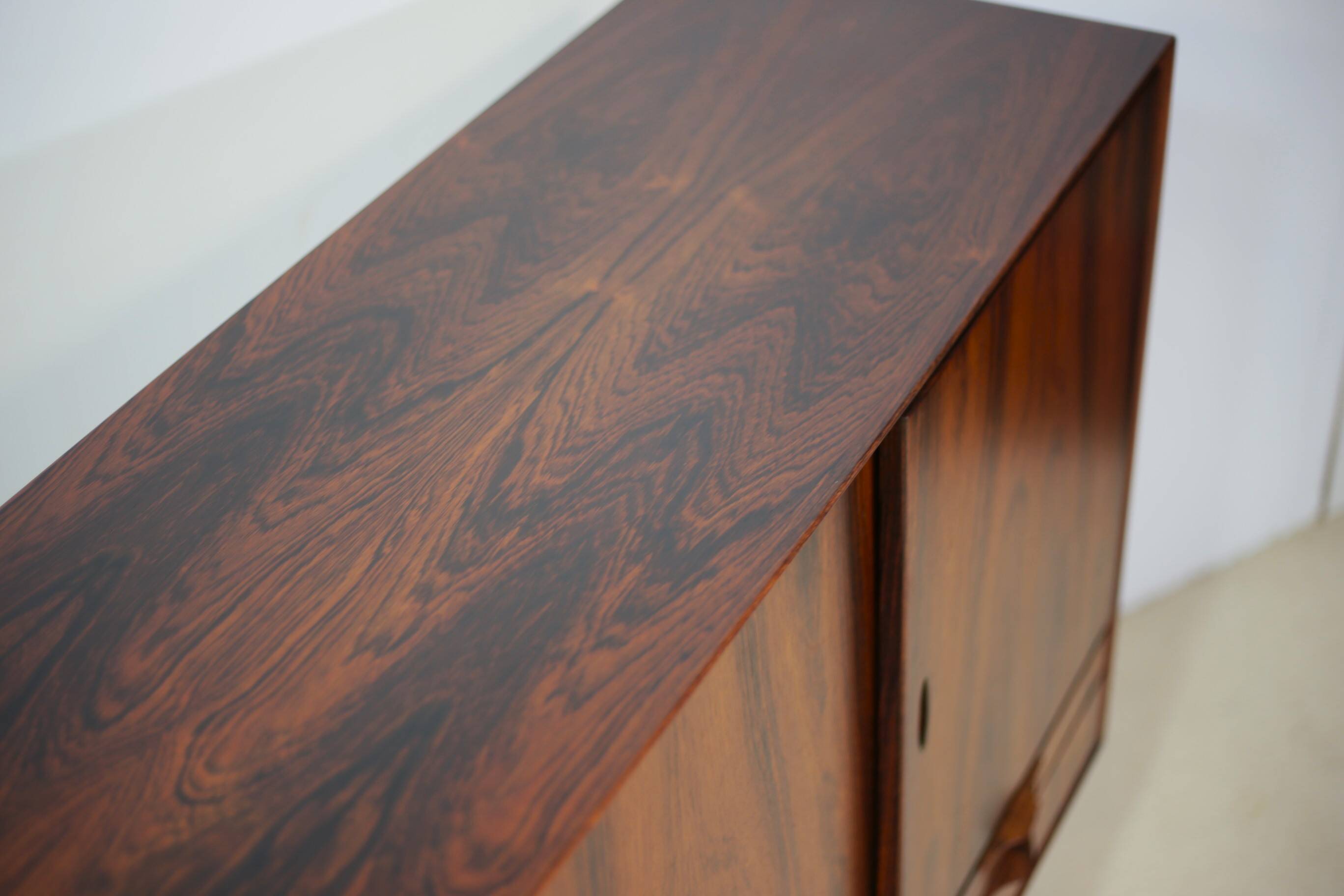 High enfilade in rosewood