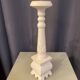 Grand bougeoir de table chandelier en bois patine blanc pour bougie ronde