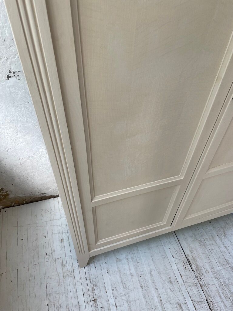 White and green cutter cabinet