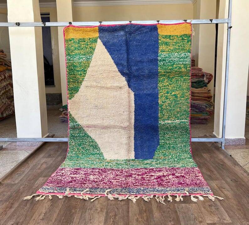 Moroccan Berber rug 250cm x 150cm