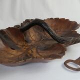 Ruef maple leaf wooden basket