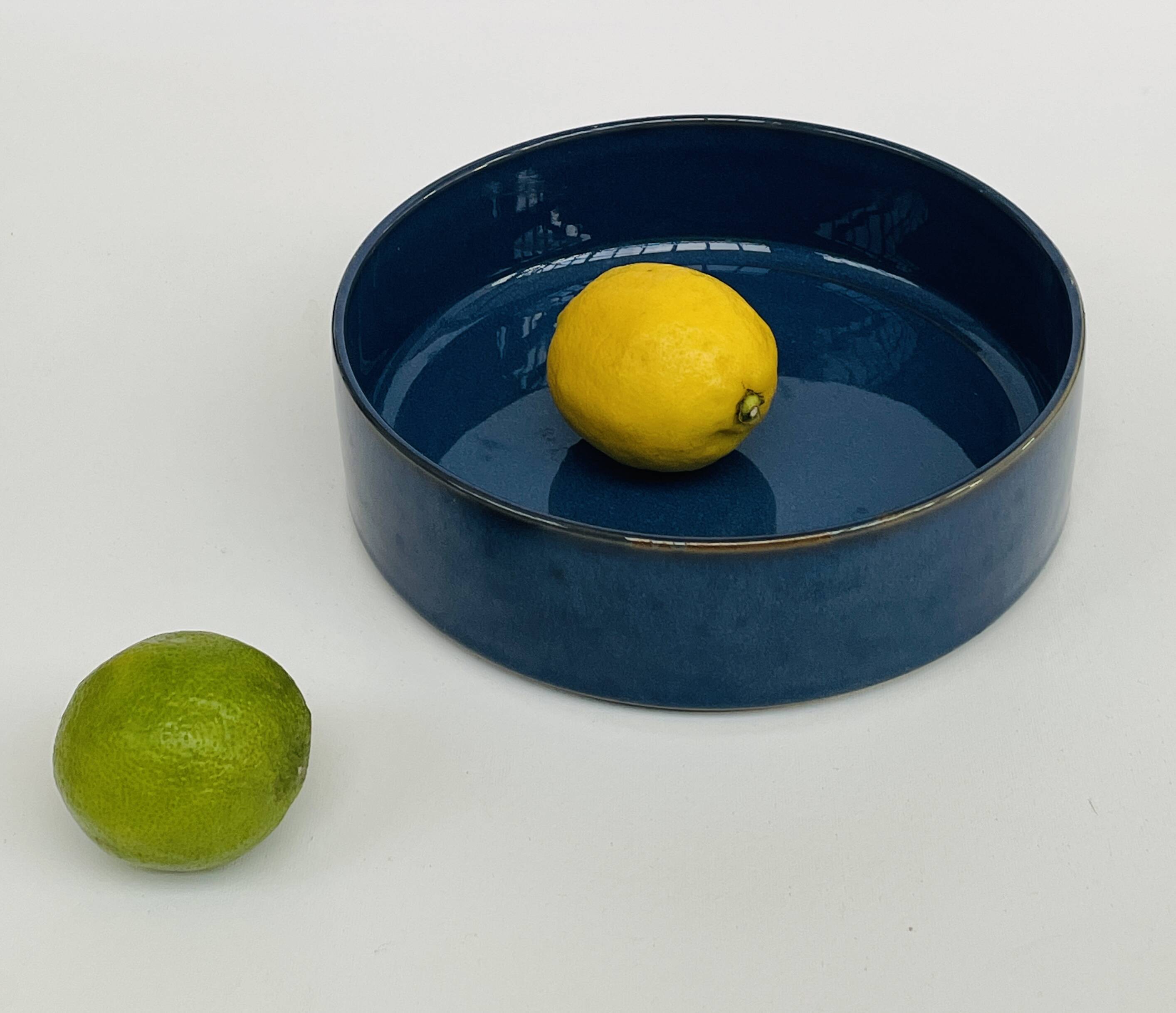Deep petrol blue ceramic plate – minimalist centrepiece