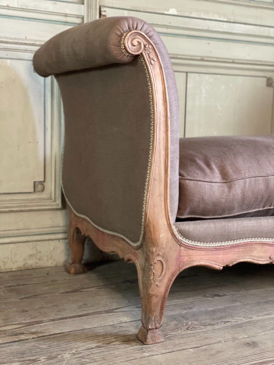 Louis XV style daybed