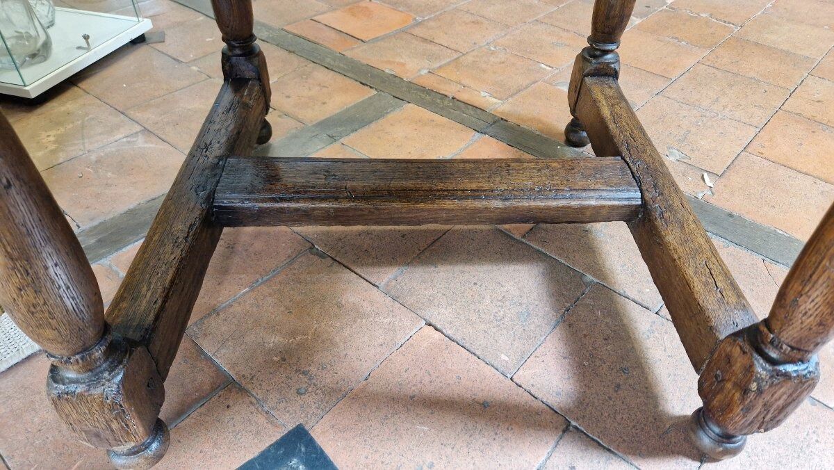 Table en chêne, début XIXe