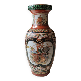 Vase balustre Japonais style Imari. Motifs paons/Floraux, estampillé
