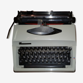 Typewriter Tirump Alder Contessa de Luxe
