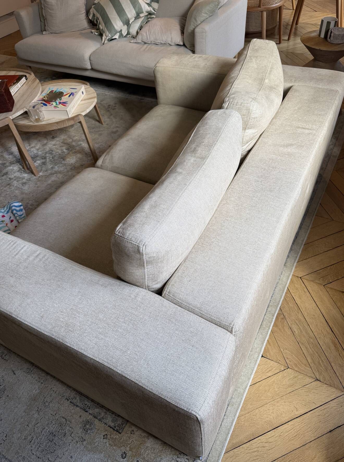 Beige 2-seater sofa BoConcept