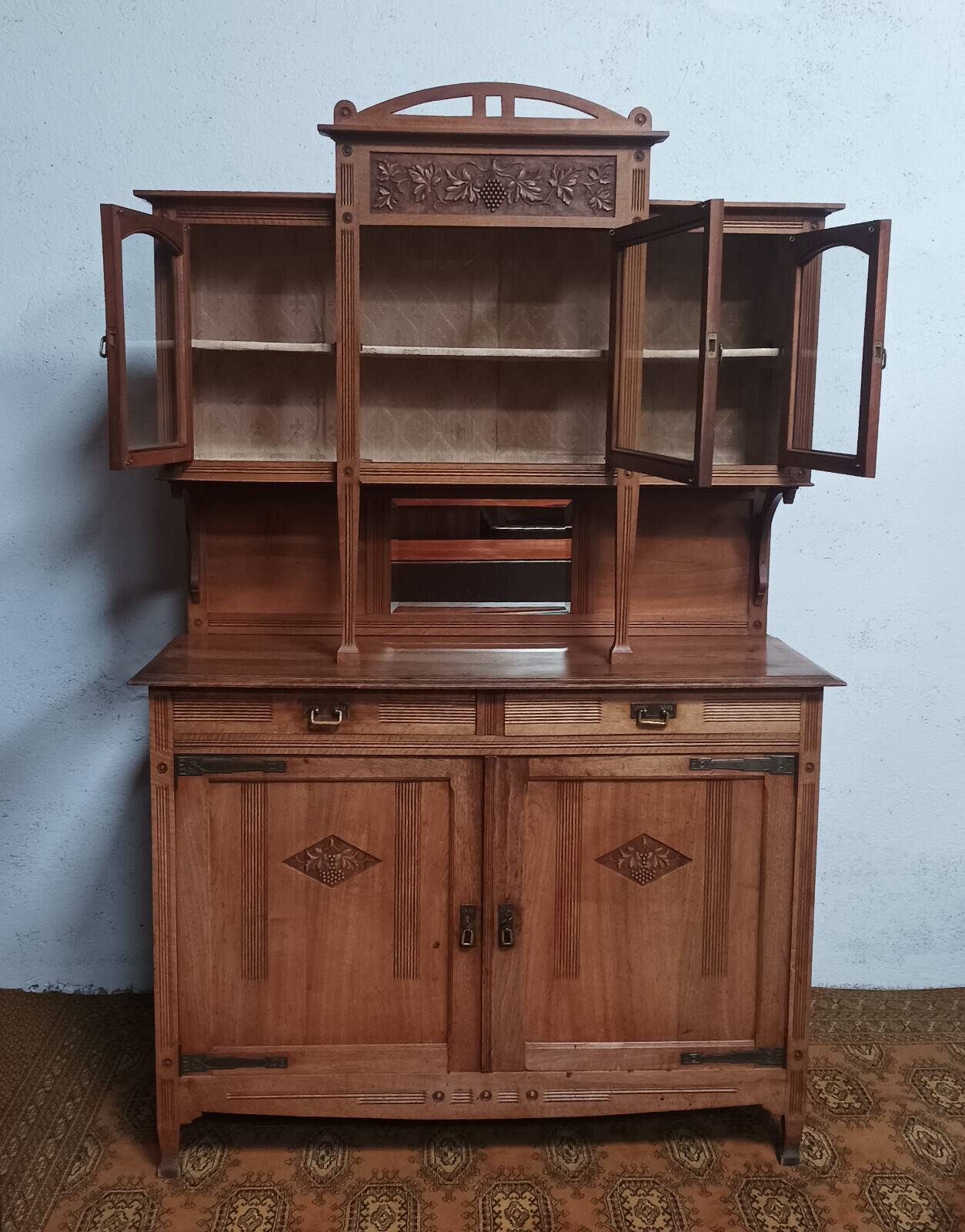 Art Nouveau Art Deco buffet in blonde walnut