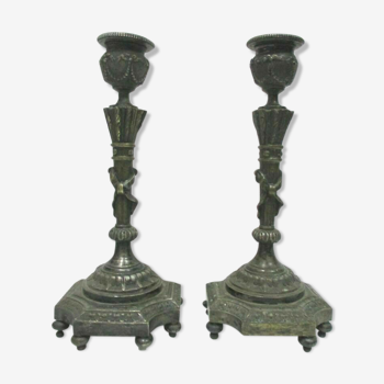 Paire de bougeoirs en bronze de style Louis XVI 1900