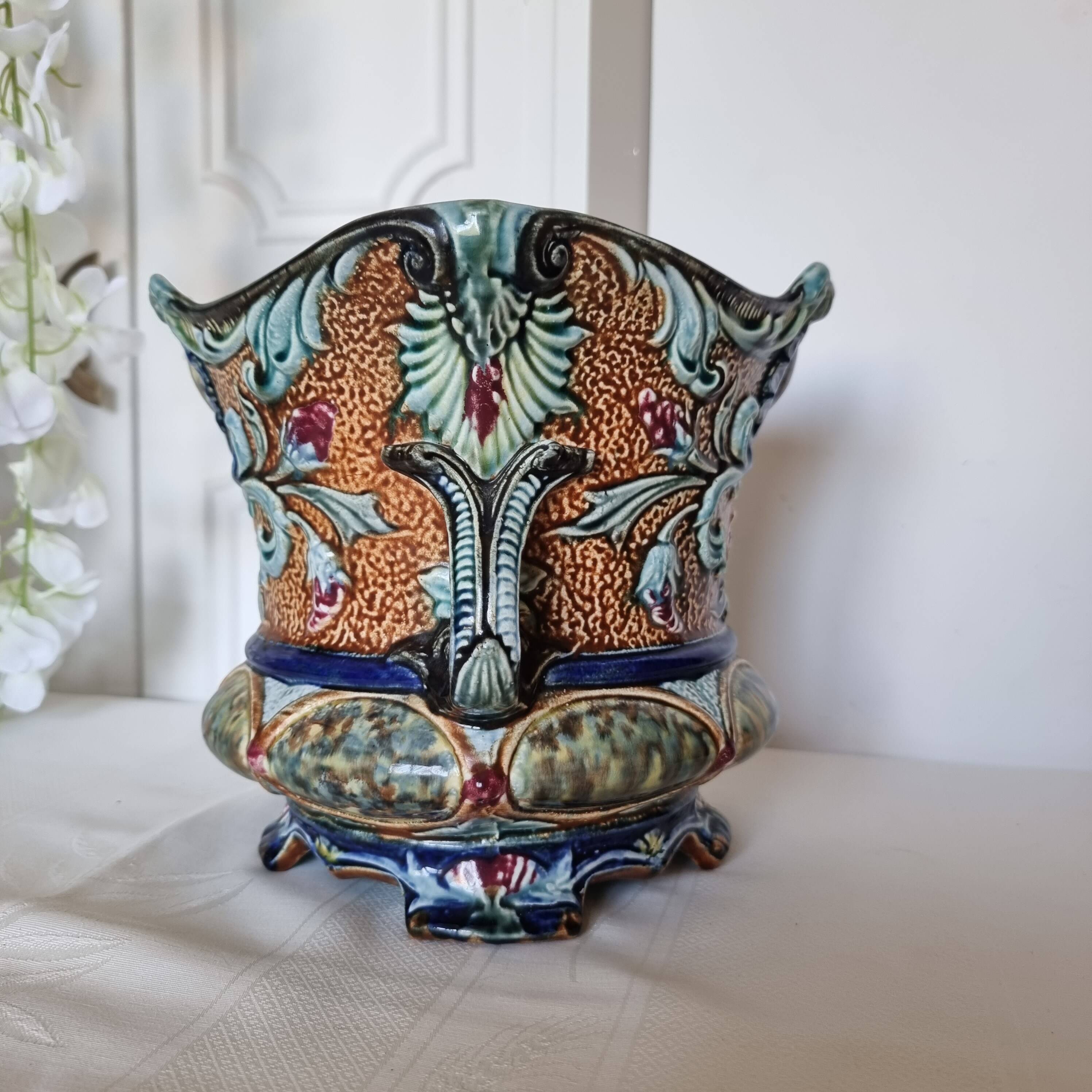Antique ceramic macetero Barbotines Onnaing Siglo XIX Art Nouveau