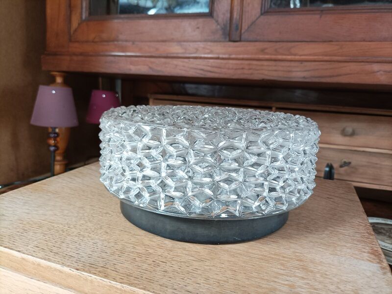 Plafonnier applique pointe diamant verre moulé base bakélite