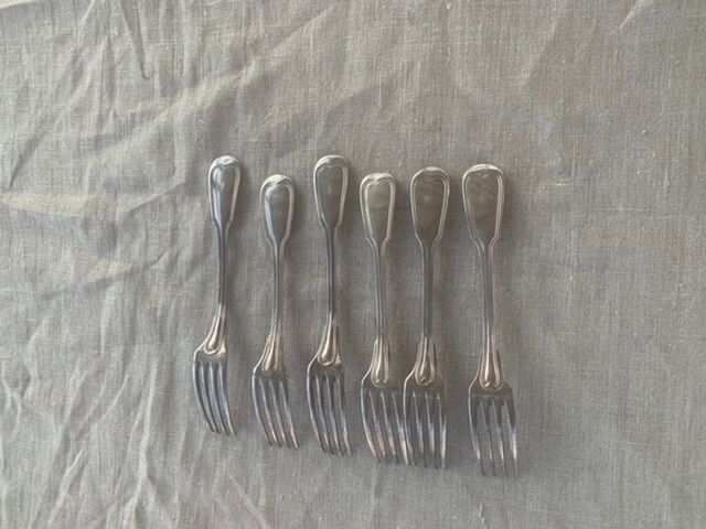 6 forks in vintage silver metal