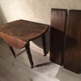 Round table old solid oak wheels 2 extensions folding sides