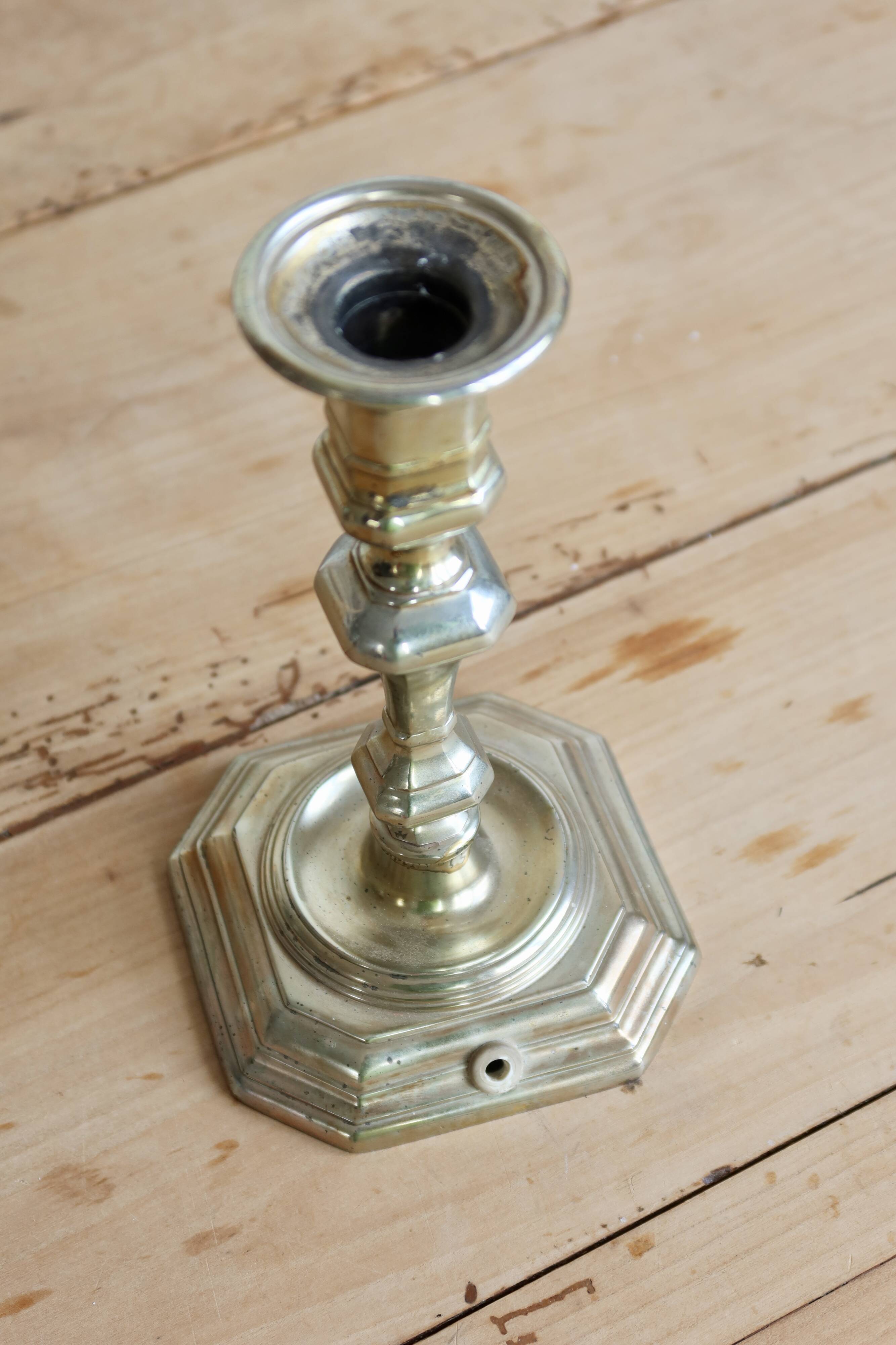 Large antique silver-plated candlestick - Shiny finish