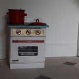 Vintage stove kid