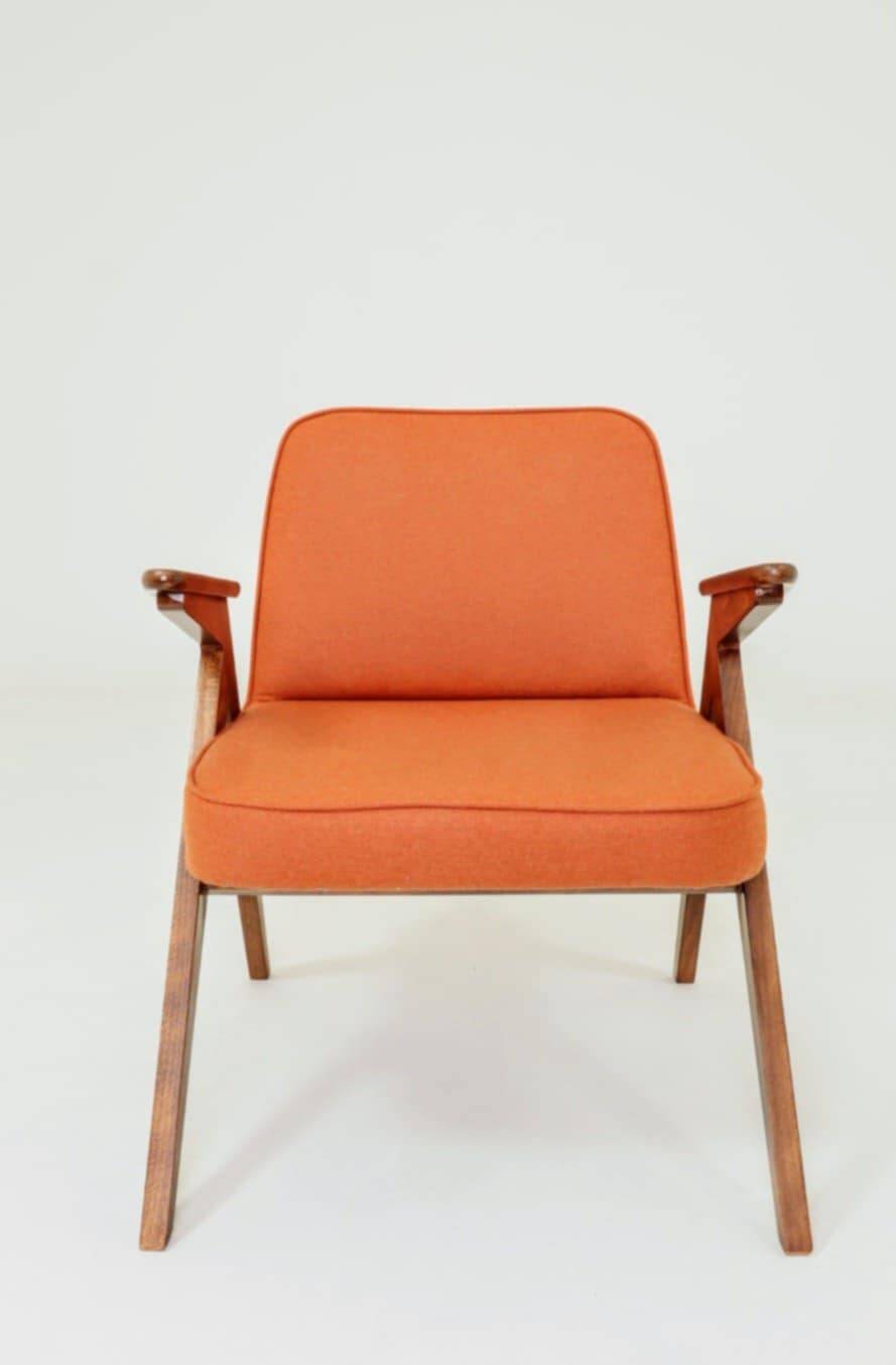 Fauteuil lounge vintage en laine, tissu orange et bois de hêtre