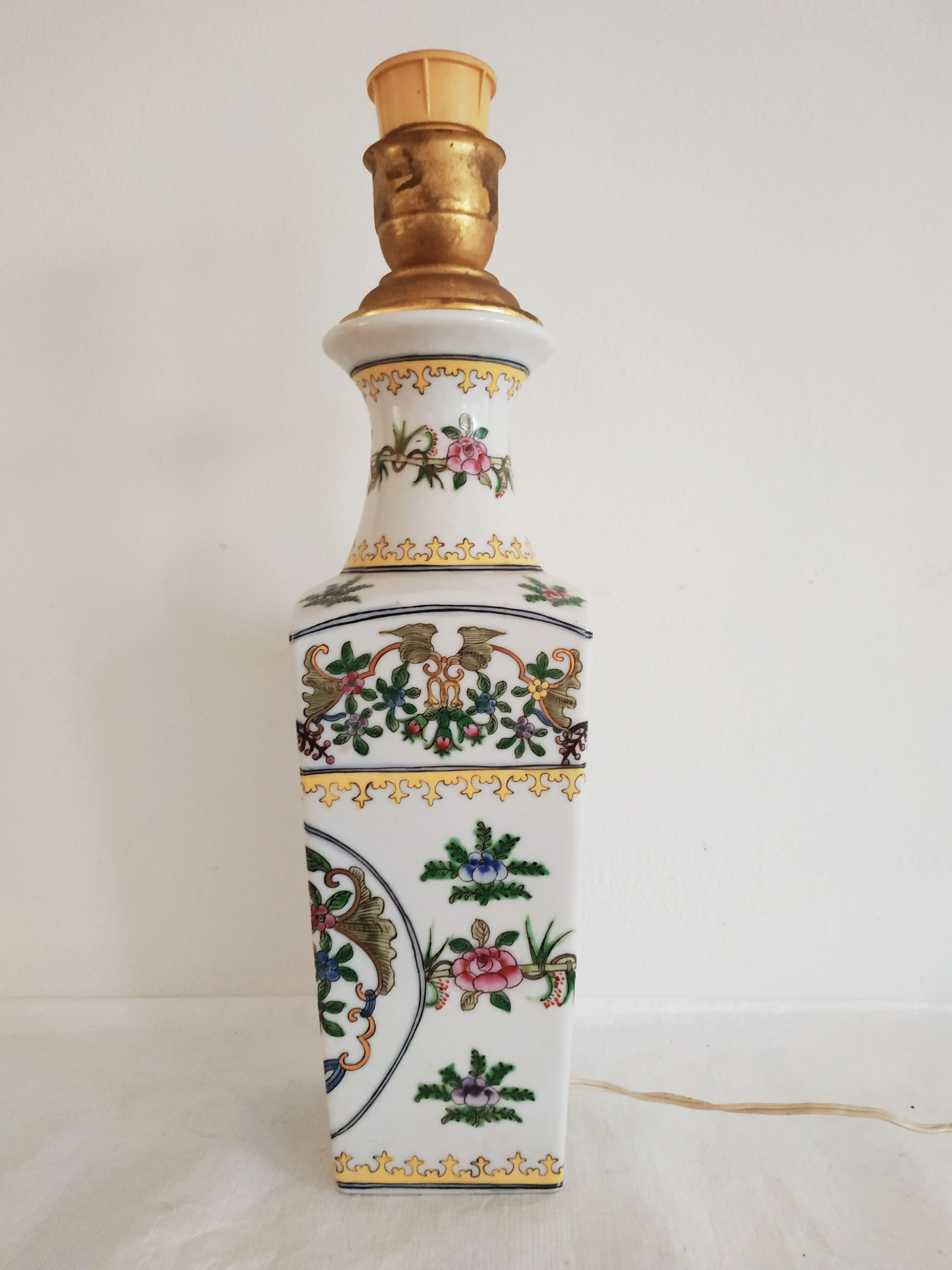 New company of India vase mounted in lamp