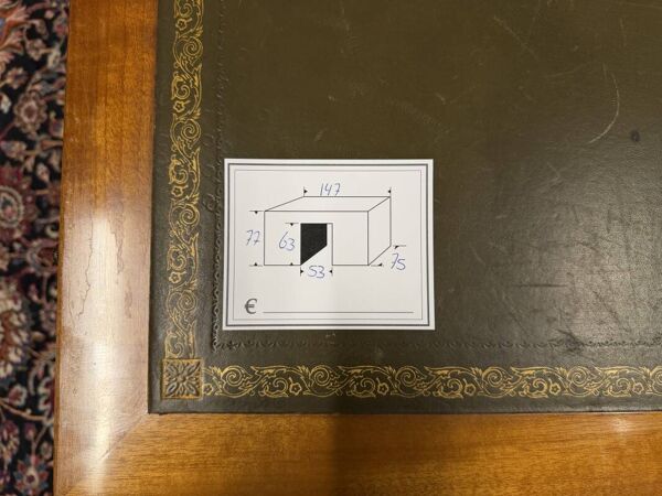 Bureau d'écriture anglais ancien