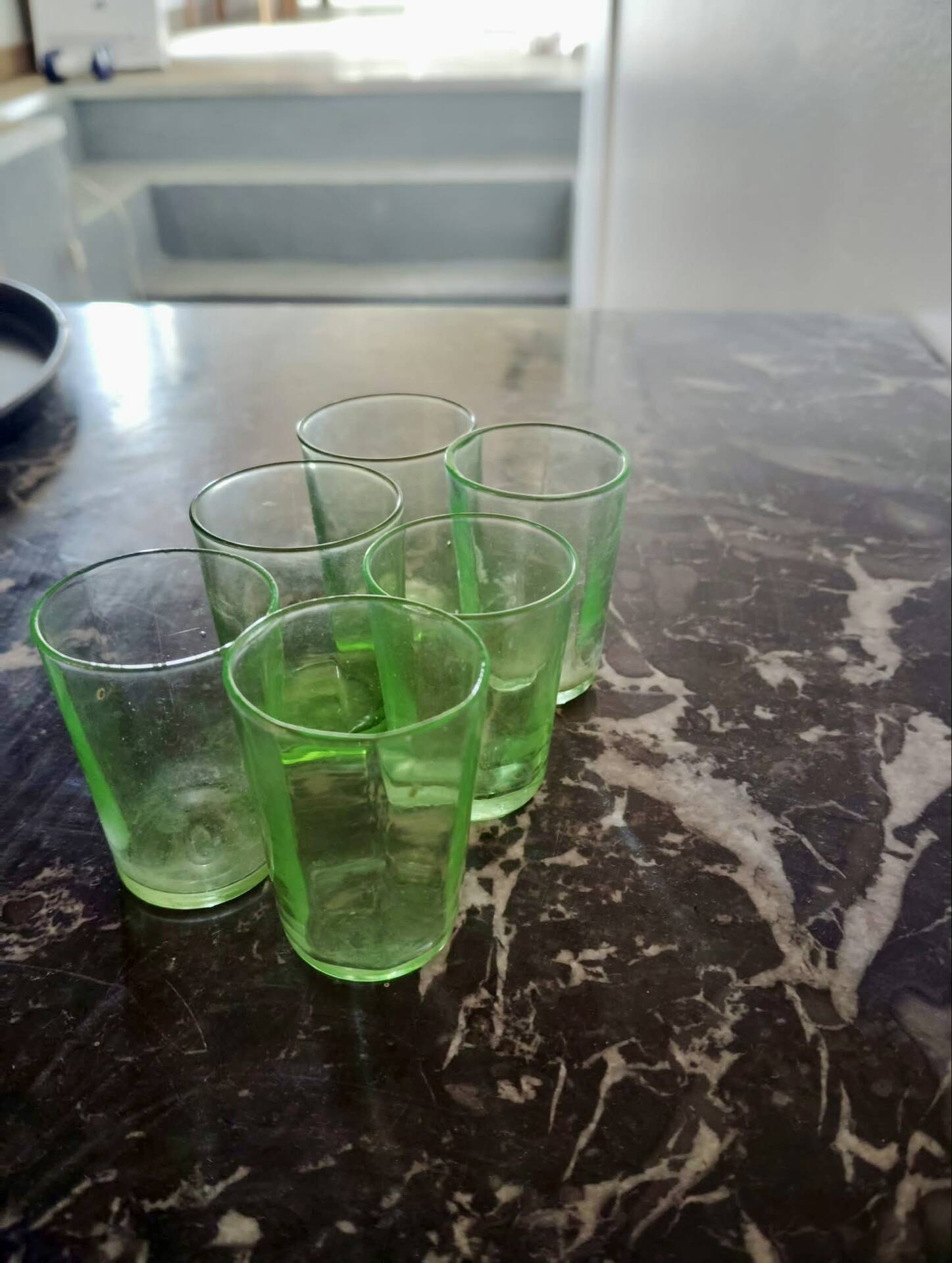 Set of 6 antique glasses in uraline – uranium glass – vintage