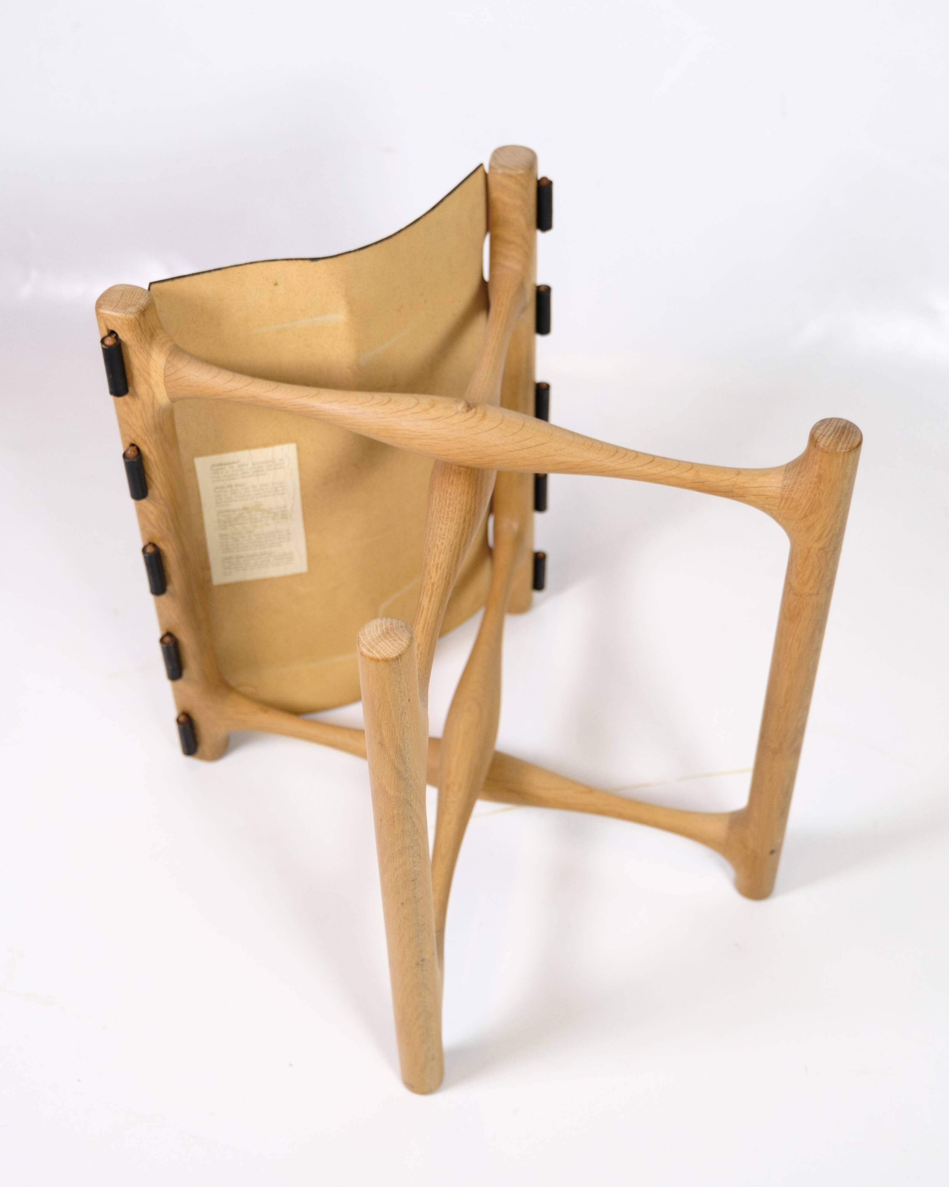 Stool Model PH 43 Made In Oak & Stretched Black Full Grain Leather By Poul Hundevad