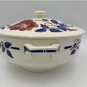 Antique French earthenware soup tureen K & G Lunéville, "Chantal" model