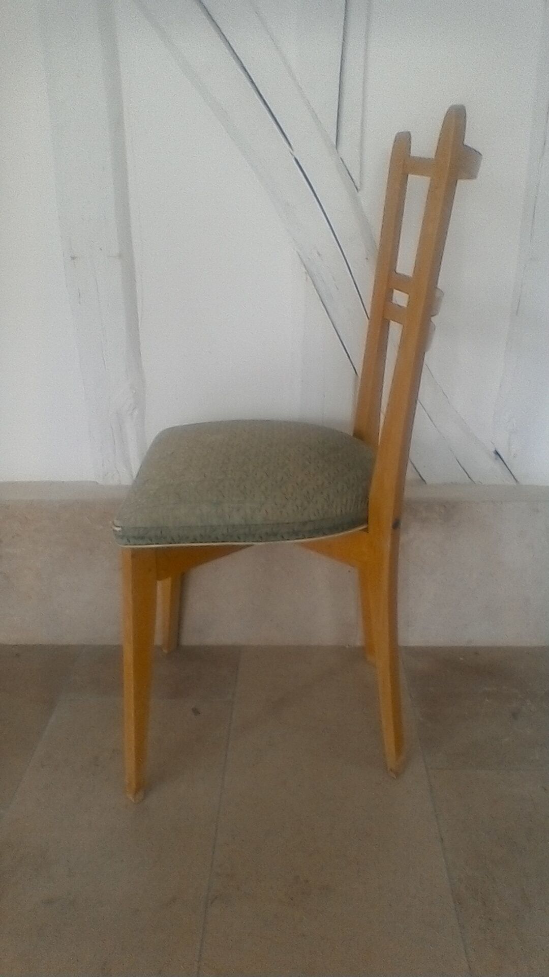 Wooden chair vintage