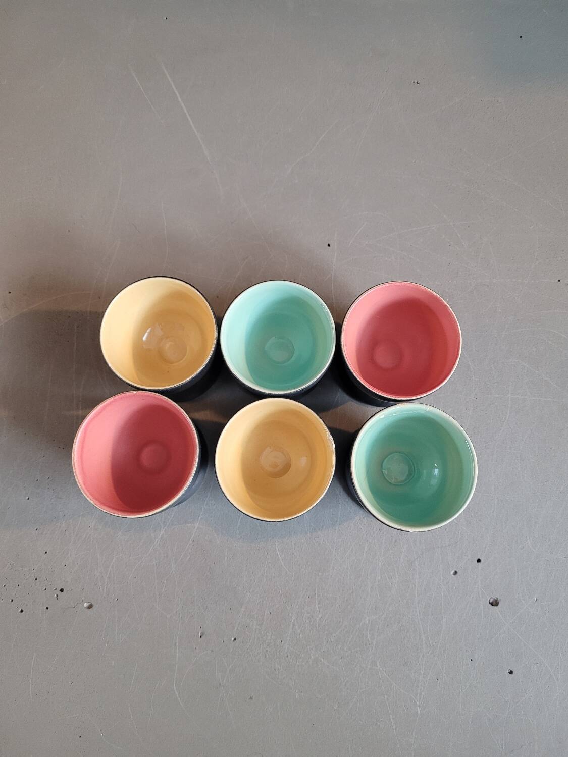 Set of 6 black and colored ceramic egg cups