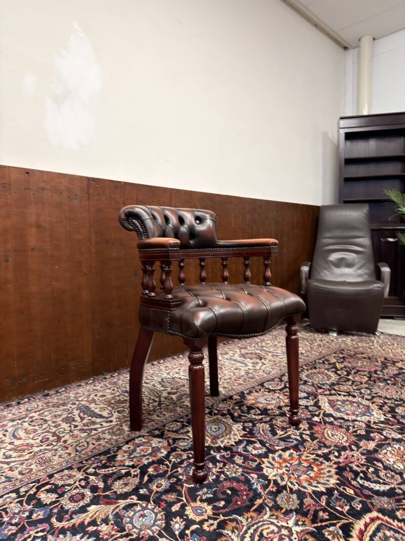 Ensemble de fauteuils Chesterfield anglais classiques