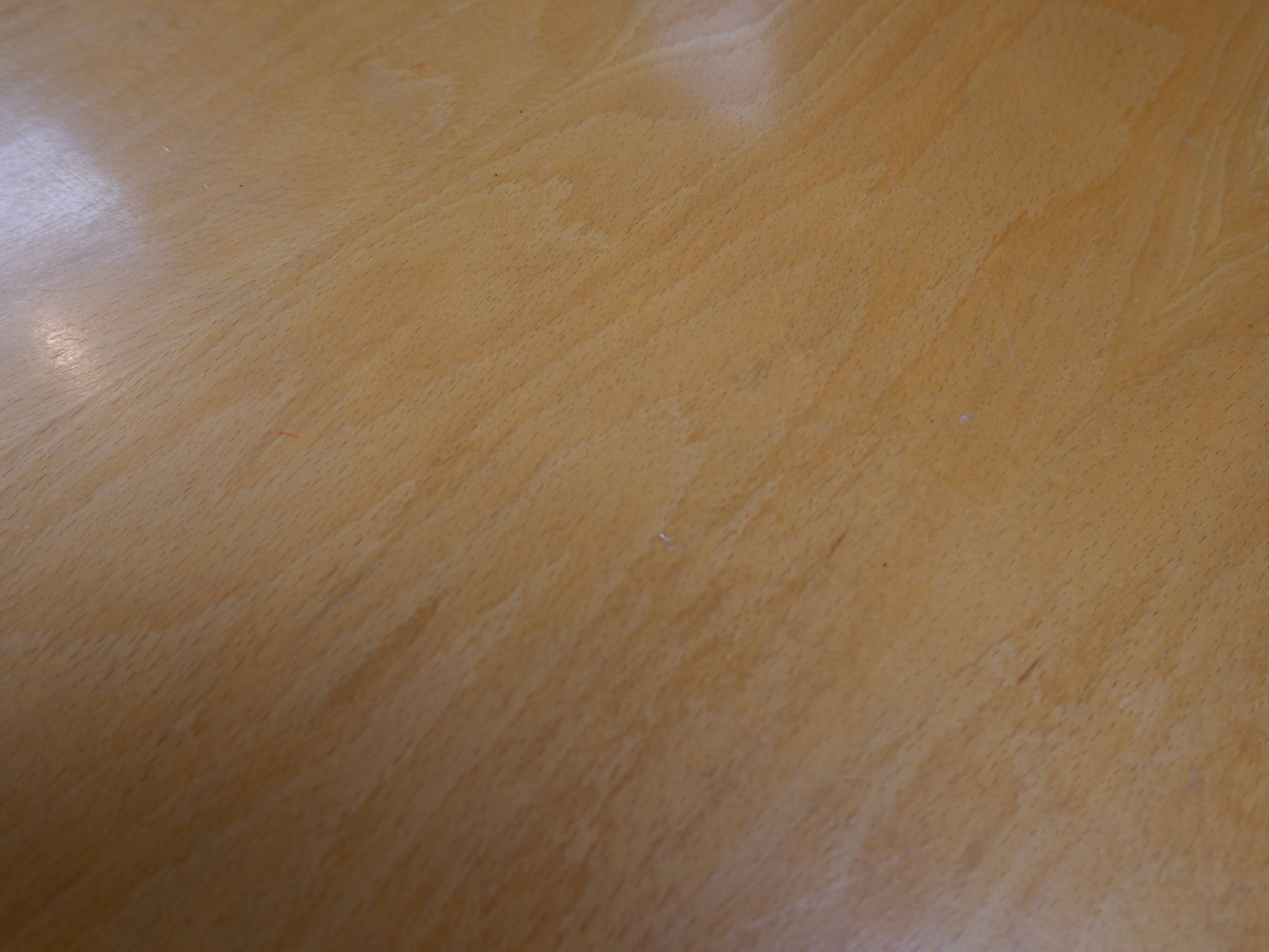 Table à manger extensible des années 1980