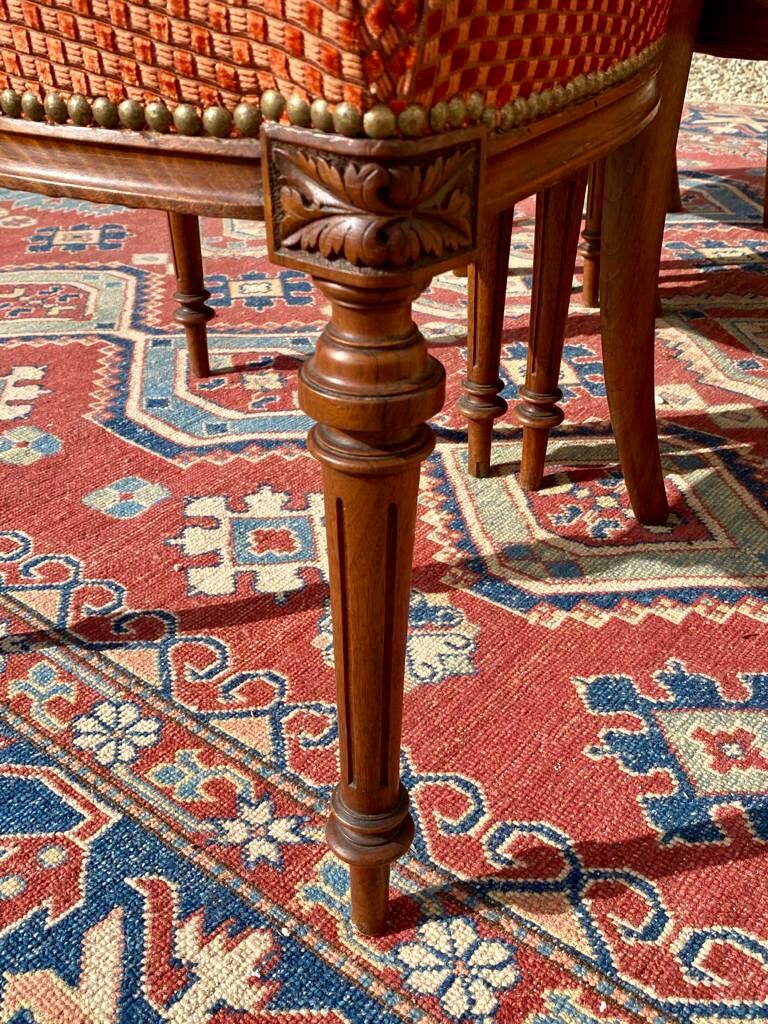 Suite of 6 chairs in walnut  Louis XVI style