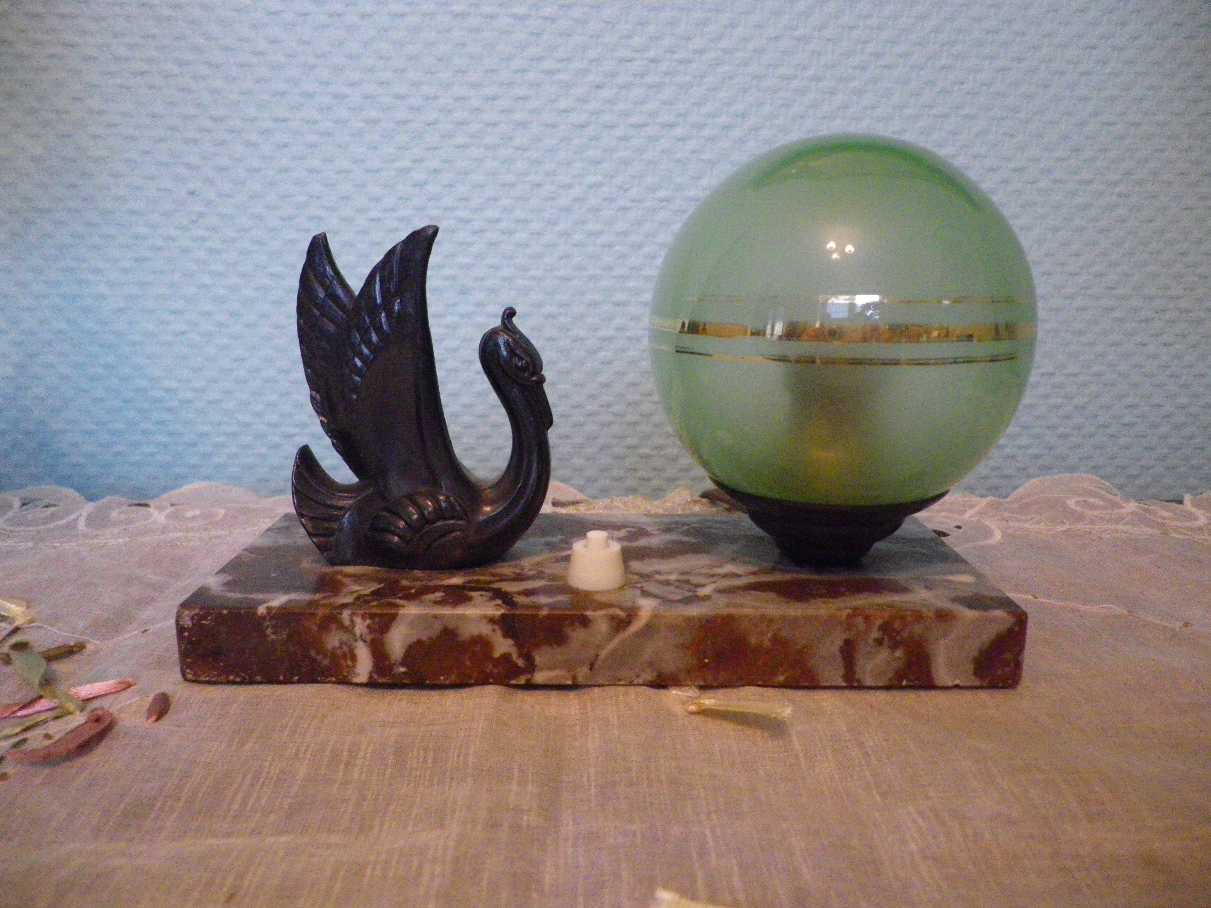 Table lamp, art deco, opaline, marble, bronze patinated metal, 30s/40s