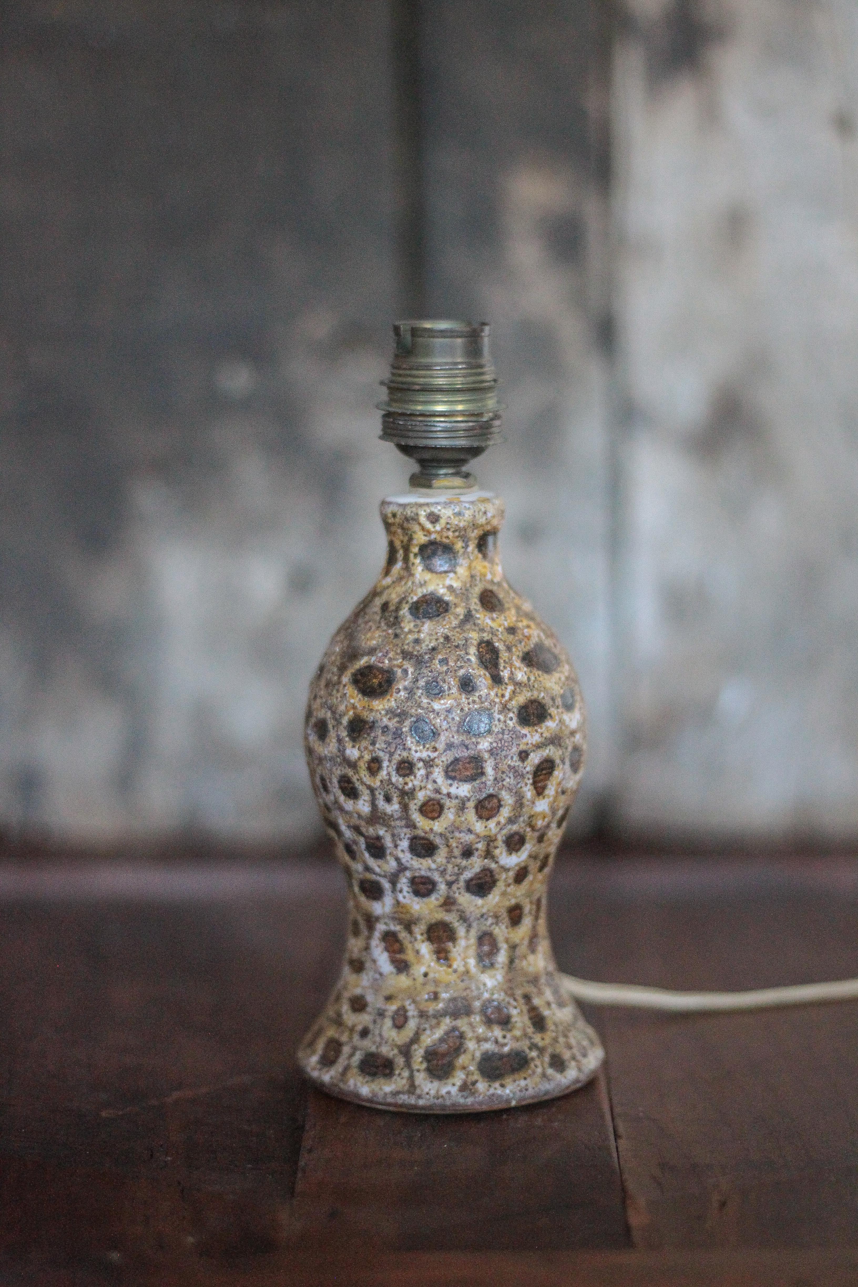 Vintage ceramic lamp, small fat lava lamp, table lamp