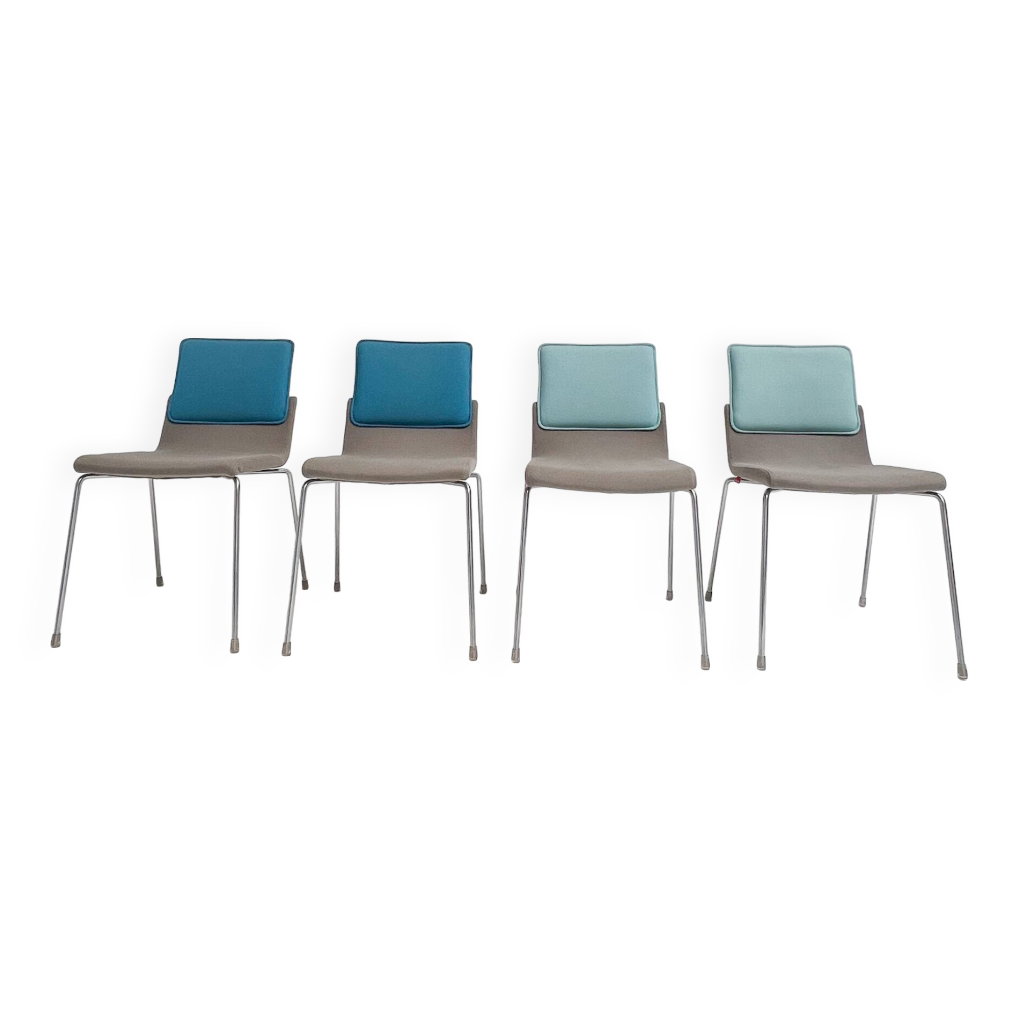 Set of 4 Triennial Classic chairs by Gipsen, ca 2020