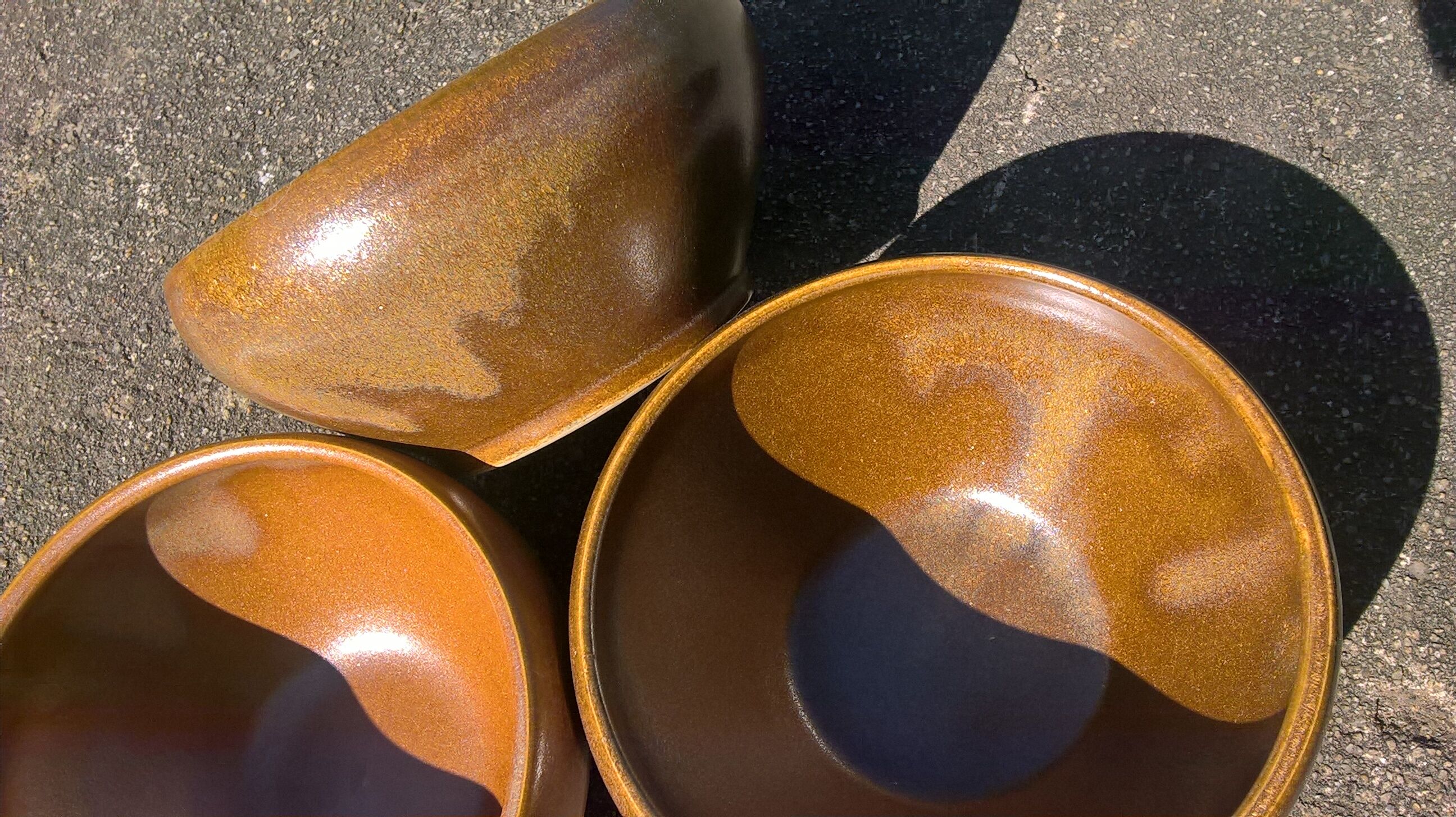 Four Digoin golden sandstone bowls