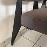 Fauteuils Jean prouvé
