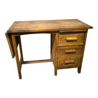 Desk minister for children