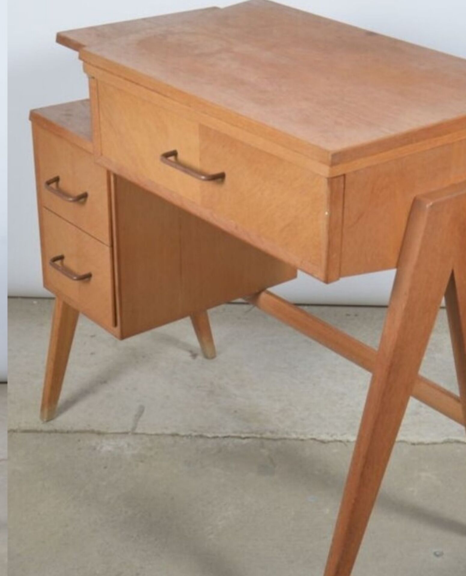 Vintage desk from the 50s/60s.