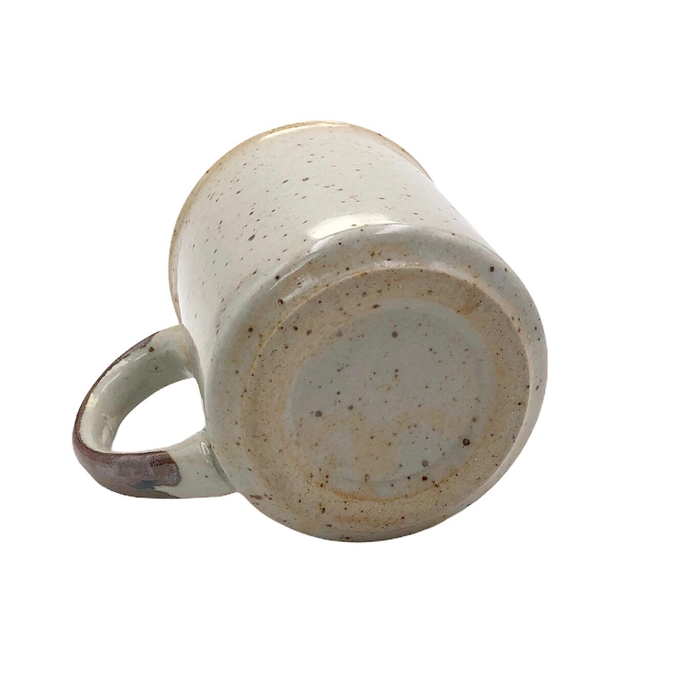 Two vintage mugs orddy in sandstone