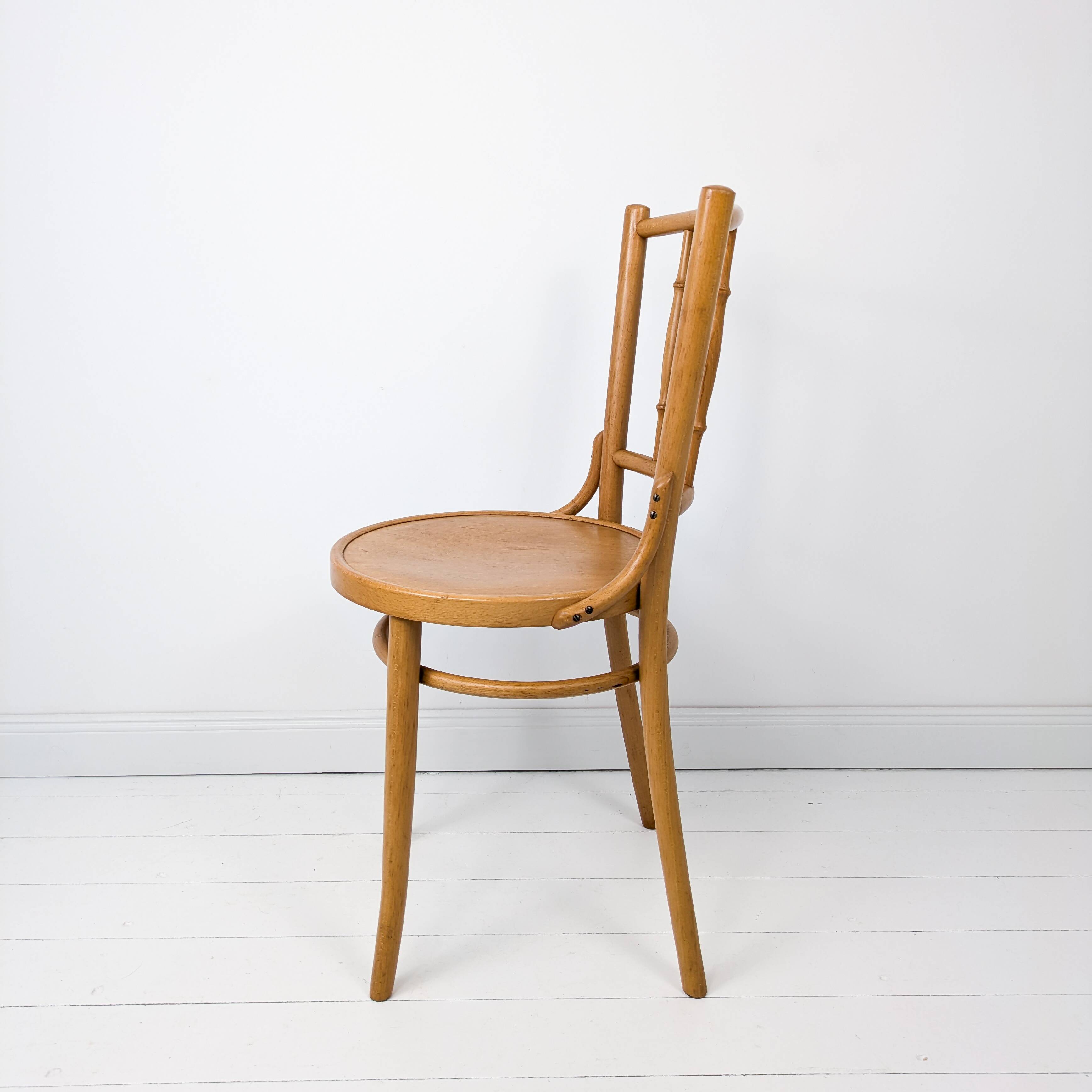 Vintage café chaise entretoises chaises chaise en bois Mid Century Retro Bistro chaise tournée ronde