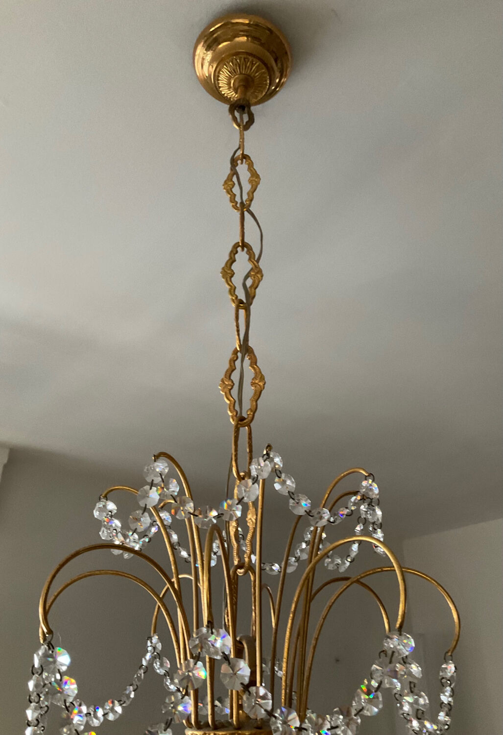 Waterfall chandelier in gilded bronze and crystal tassels